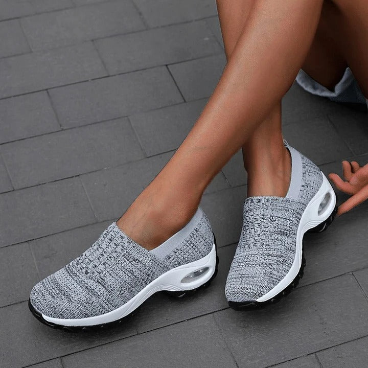 Wygodne Buty Damskie Wsuwane z Ortopedycznym Wsparciem i Amortyzacją 1