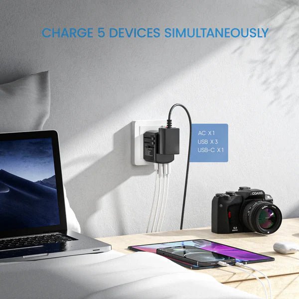 Adapter Podróżny Wieloportowy z Wymiennymi Wtyczkami i 4 Portami USB do Ładowania 5
