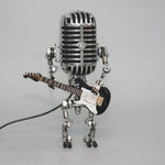 Robot Mikrofonowy z Lampą Gitarową – Metalowa Dekoracja Wnętrza w Stylu Retro 4