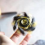 Fidget Spinner Metalowy ze Skrzydełkami – Cichy, Kompaktowy do Rąk, Idealny do Skupienia 4