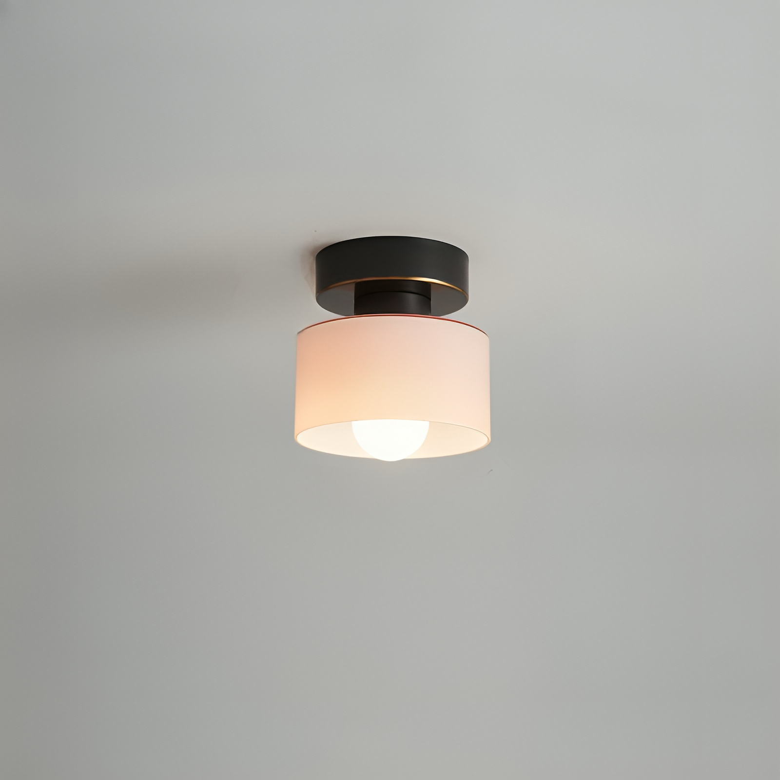 Kreatywny Reflektor Sufitowy LED Bauhaus z Złotym Wykończeniem, Ciepłe Światło
