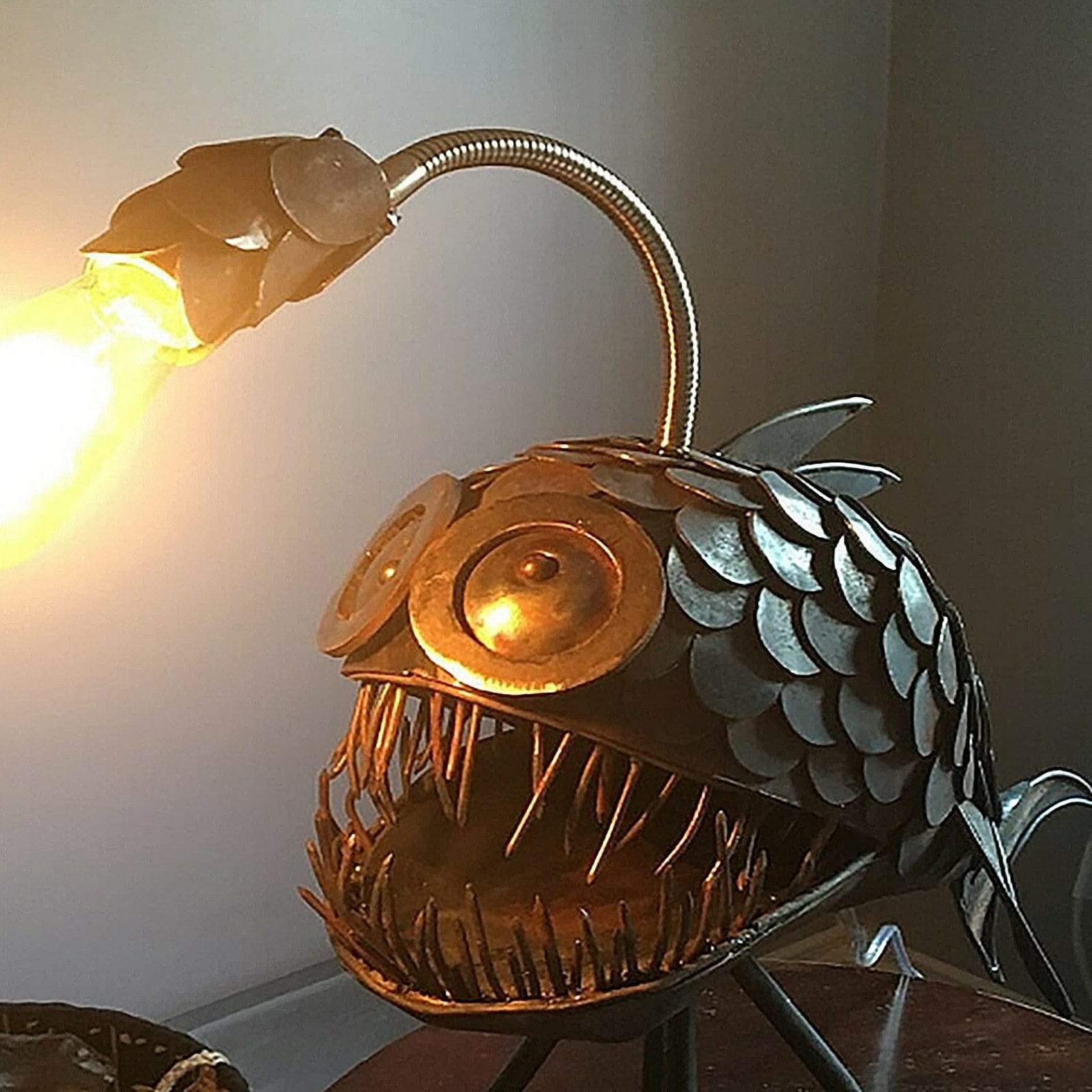Lampa Biurkowa z Motywem Oceanicznym – Ciepłe Światło do Biura i Domu 2