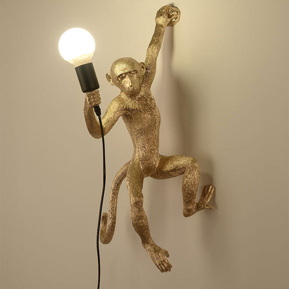 Lampa Ścienna Kinkiet Małpa z Żywicy w Stylu Vintage - Unikalny Design do Wnętrz