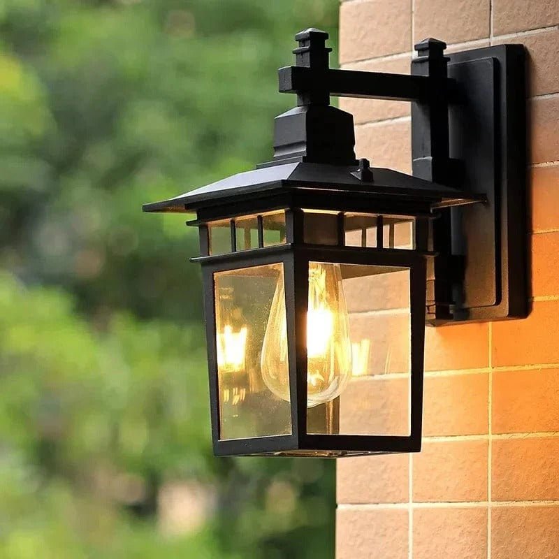 Lampa Zewnętrzna na Dom z Kierunkowym Oświetleniem – Kompaktowa, Naścienna do Balkonów i Wejść 5