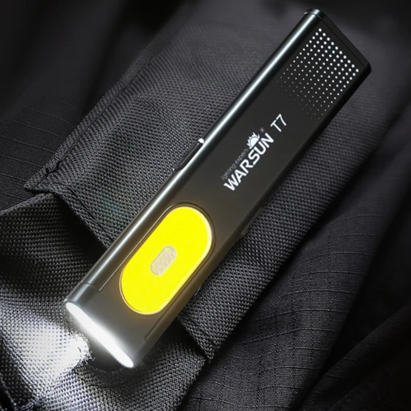 Latarka LED Akumulatorowa 650 Lumenów z Brelokiem i Magnetyczną Podstawą – Wodoodporna IPX4 0