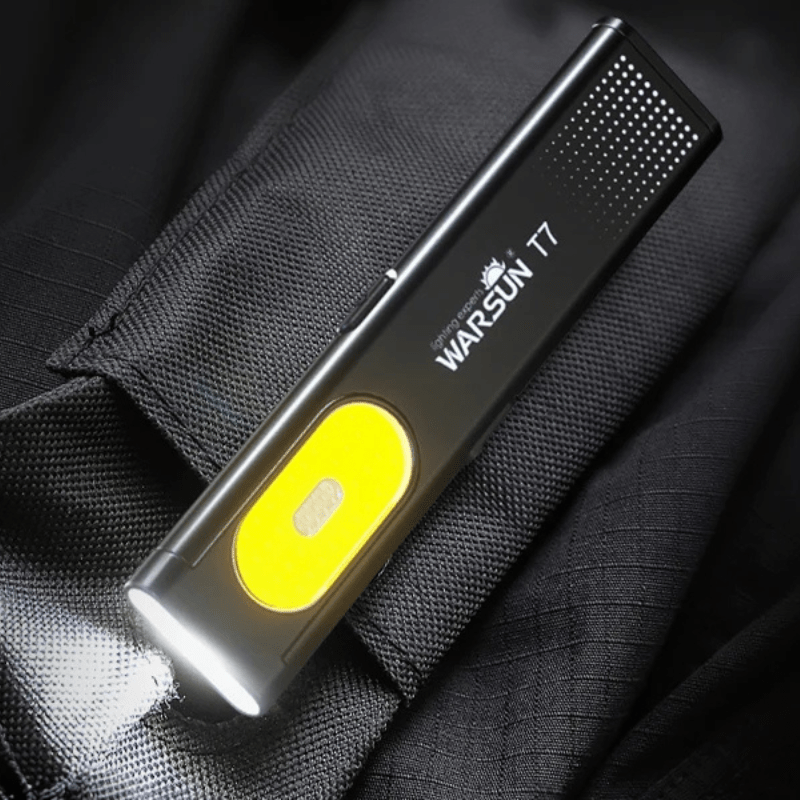 Latarka LED Akumulatorowa 650 Lumenów z Brelokiem i Magnetyczną Podstawą – Wodoodporna IPX4 0