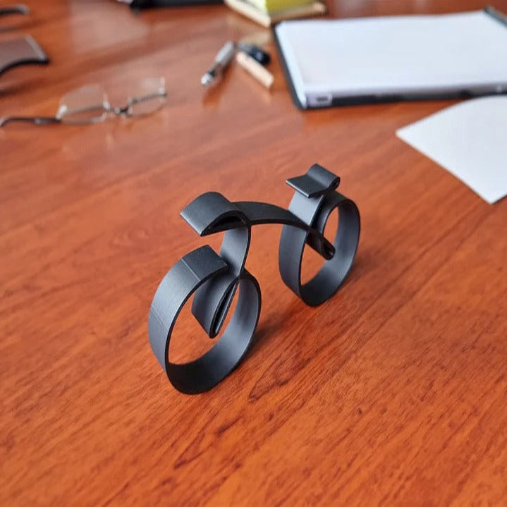 Minimalistyczna Rzeźba Rowerowa z Metalowego Drutu - Stylowy Akcent Dekoracyjny do Wnętrz 6