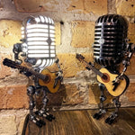 Robot Mikrofonowy z Lampą Gitarową – Metalowa Dekoracja Wnętrza w Stylu Retro 8