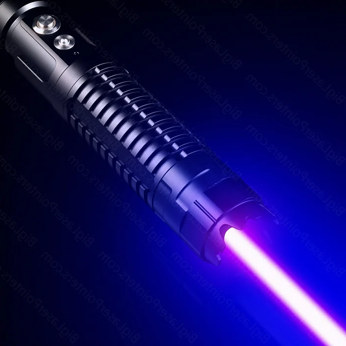 Taktyczna Latarka Laserowa z Funkcją Rozpalania Ognia - Wysoka Moc i Regulowana Ostość 0
