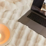 Wielosezonowy Ciepły Koc Komfortowy - Idealny do Użytku przez Cały Rok 7