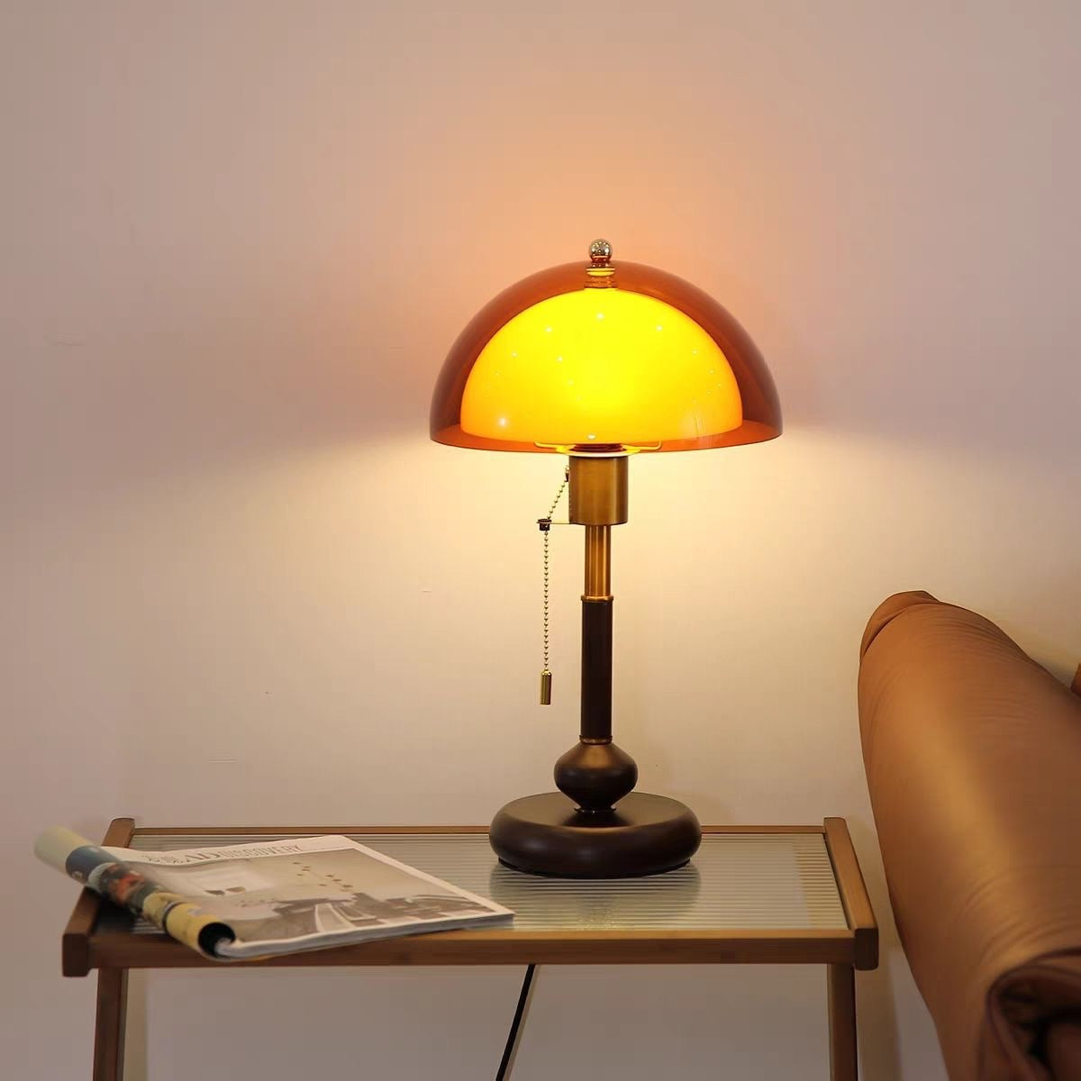 Zabytkowa Lampa Stołowa Vintage Szklana - Elegancki Akcent do Salonu 1