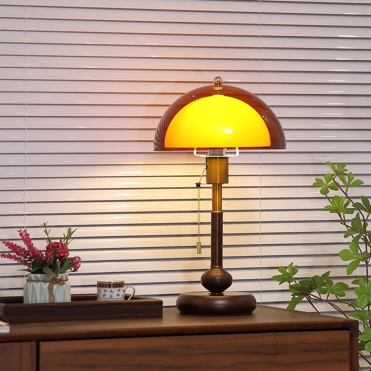 Zabytkowa Lampa Stołowa Vintage Szklana - Elegancki Akcent do Salonu 2