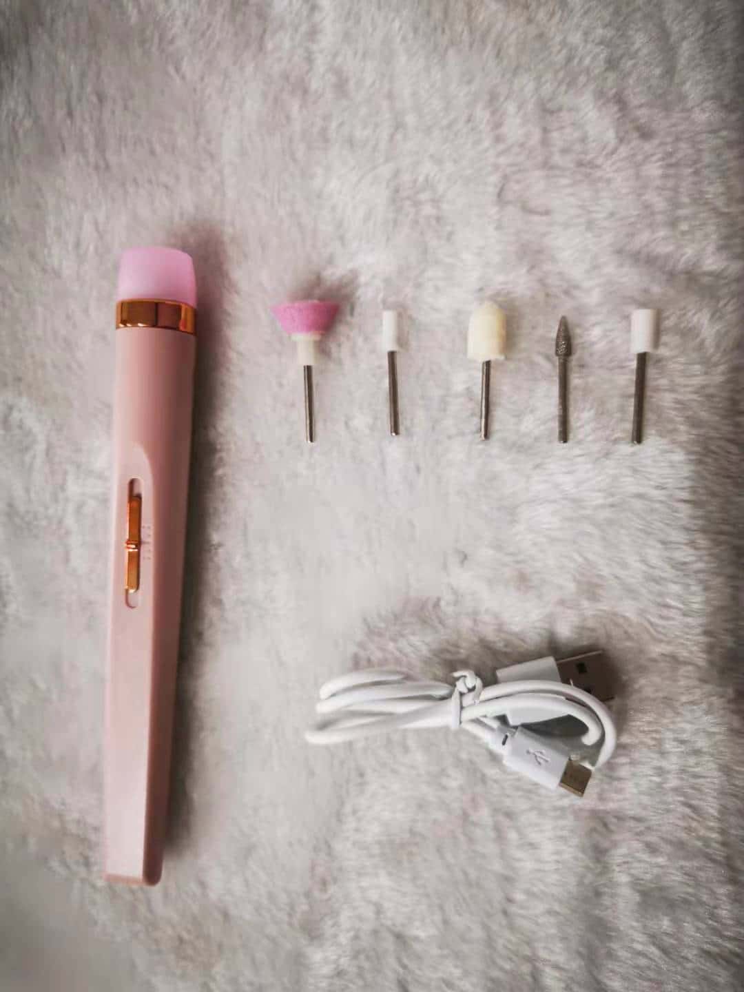 Zestaw do Manicure Elektryczny Bezprzewodowy z Regulacją Prędkości – 5 Końcówek, Oświetlenie LED 1