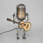 Robot Mikrofonowy z Lampą Gitarową – Metalowa Dekoracja Wnętrza w Stylu Retro 1